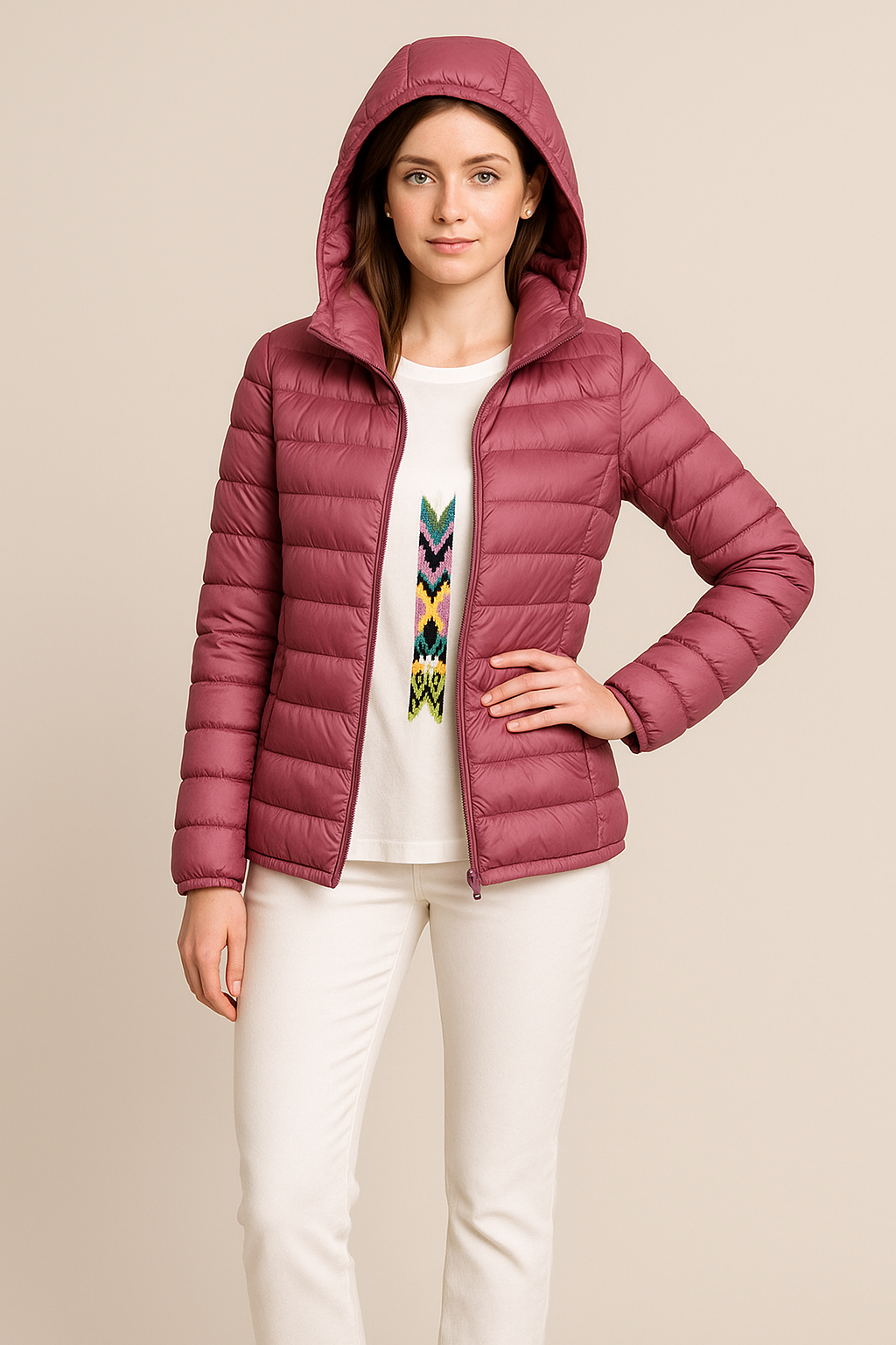 Damen Tailored Stepp-Daunenjacke mit Kapuze – Hüftlanger Leichtgewicht-Design